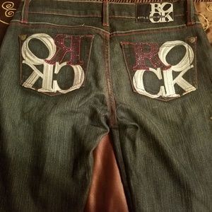 Rock and Republic blue jeans